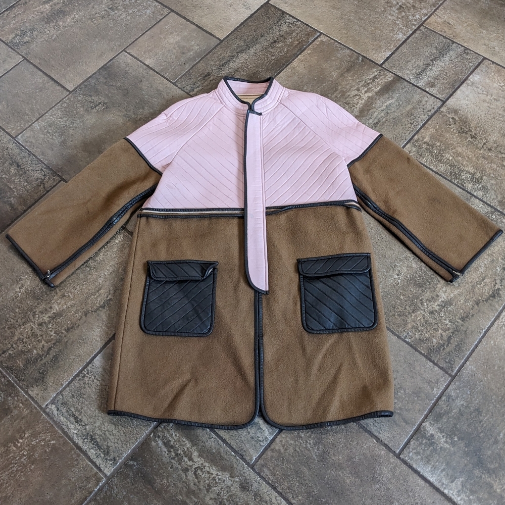 100% Sheepskin 100% Wool Utility Luxury Chic Winter Coat Size 40 Pink & Brown
